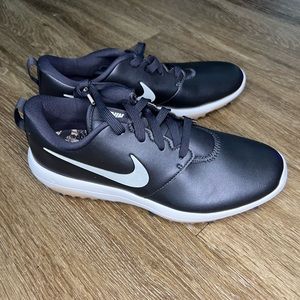 Women’s Nike Golf Shoe Purple - NWOT